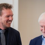 Rudi Völler (à droite) et le sélectionneur Julian Nagelsmann vont poursuivre leur collaboration à la tête de la Mannschaft KEYSTONE/DPA/ROLF VENNENBERND